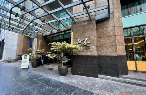 Legazpi Village Condo | KL Tower - Cozy and Spacious Studio Unit near Greenbelt Mall