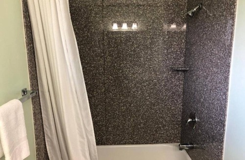 Yreka Hotel | Klamath Motor Lodge