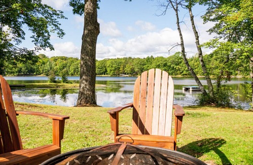 Gleason Cottage | Klay's Hideaway on Pine Lake