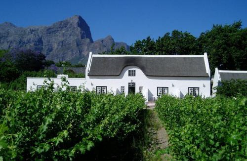 Cape Winelands House | Klein Waterval Riverside Lodge