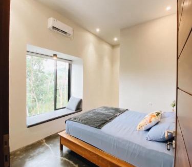 Batu Karas House | Kmanda House