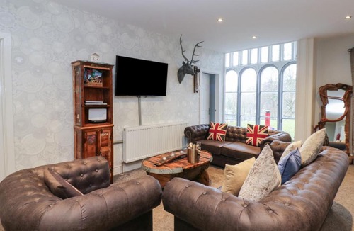 Stanhope Apartment | Knights Corner Stanhope Castle