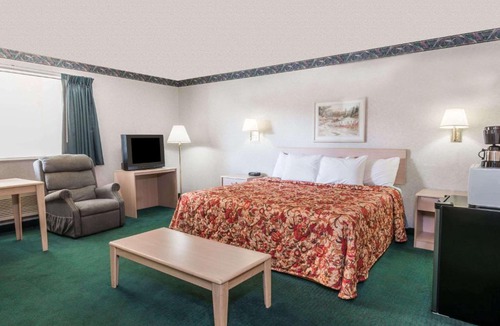 Ottawa Hotel | Knights Inn Ottawa