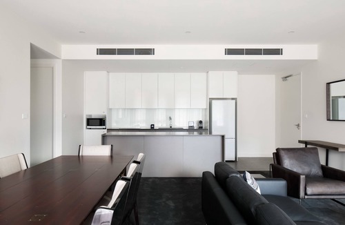 Kingston Hotel | Knightsbridge Canberra