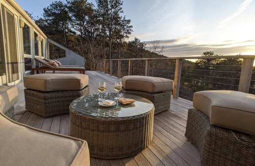 Truro House | Knockout Modern, open water views, walk 2 beach