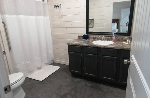 Mountain View Cabin | Knotty Squirrel Unit 6 King Suite with pullout sofa