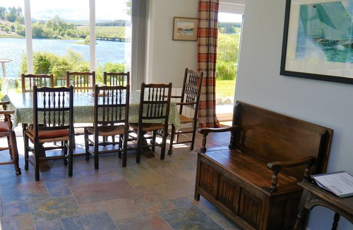 Saint John's Town of Dalry Cottage | Knowehead Cottage - a house that sleeps 10 guests in 3 bedrooms