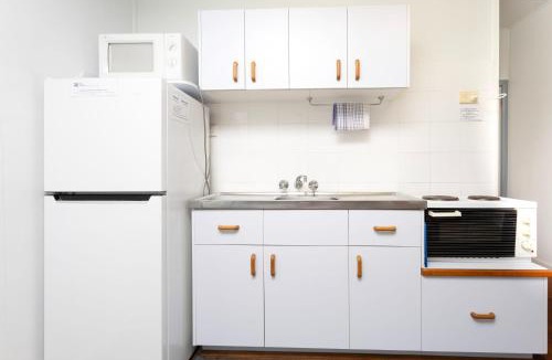 Iluka Cabin | Koala Lodge Studio 2
