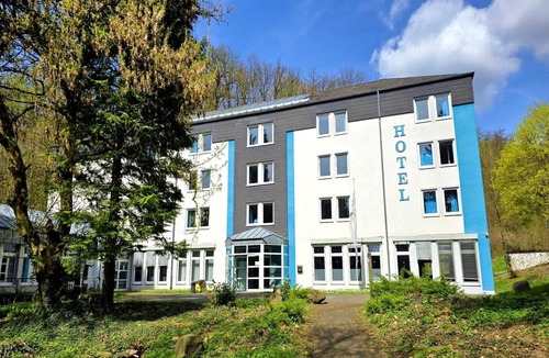 Bendorf Apartment | Koblenz Valley Hotel Double Room Extra Bed