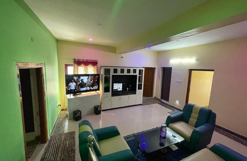 Kodaikanal Hotel | Kodai Poombarai Palace
