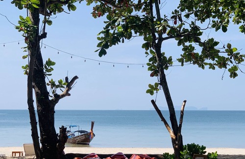 Nuea Khlong Hotel | Koh Jum Delight Beach