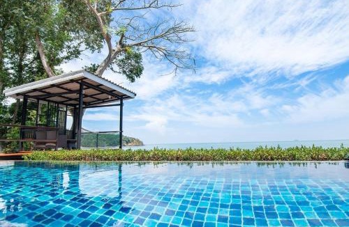 Siray Villa | Koh Sirey Beachfront Pool Villa - 2 Bedrooms House