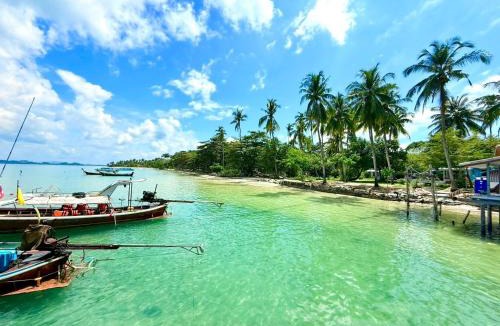 Ko Mook Resort | Kohmook sunrise beach