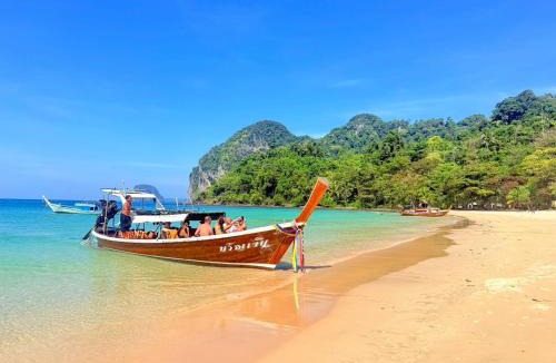Ko Mook Resort | Kohmook sunrise beach