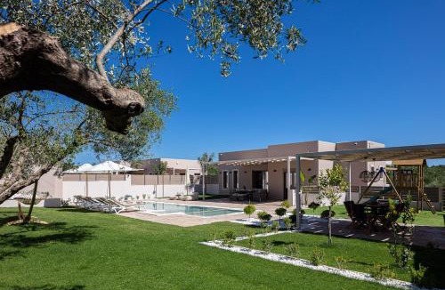 Perama Villa | Koin Villa Sunrise, with Heated Pool & Whirlpool