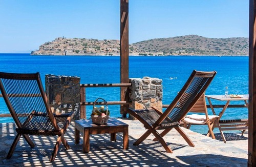 Plaka Cottage | KOLOKITHA: Spacy 1 Studio Plaka Beach Cottage