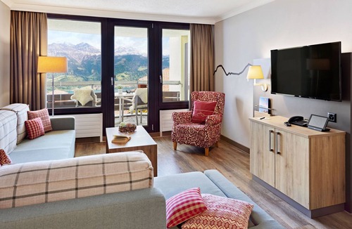 Beatenberg Apartment | Komfort Maisonette, Dorint Blümlisalp by Interhome