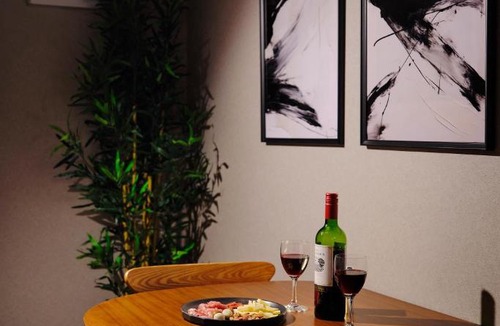 Joto Apartment | Komichi