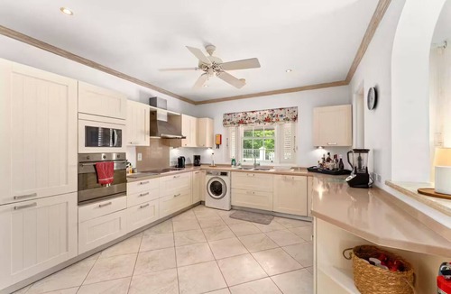 White Hall House | Konchady Battaleys Mews Barbados
