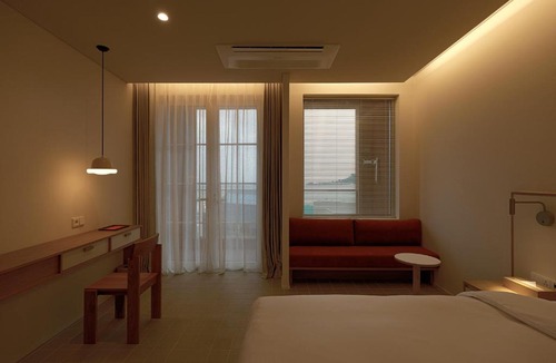 Hallim House | konst hotel