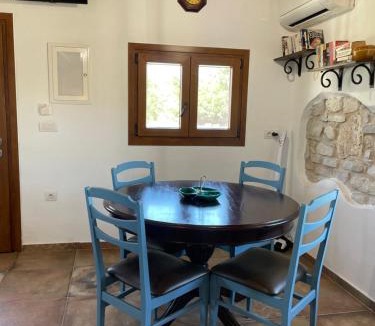 Marathokampos House | Konstantino's Place