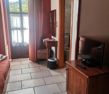 Monodendri Hotel | Konstantinou & Elenis