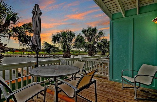 Rockport Apartment | Kontiki Bayfront 602