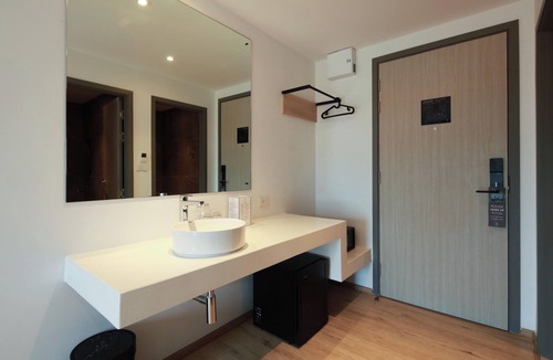 Khlong Kluea Hotel | KOO Hotel