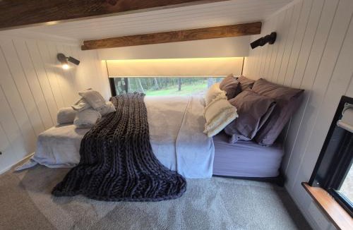 Kenthurst House | Kookaburra Retreat Tiny Home Sydney Hllls