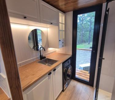 Kenthurst House | Kookaburra Retreat Tiny Home Sydney Hllls