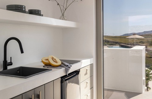 Milos Hotel | Korfi de Milo
