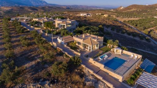 Kamilari Villa | Koronio Villas