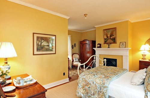 Wakenda House | Kosy Grove:19th Century Antebellum Historic Home and Grounds
