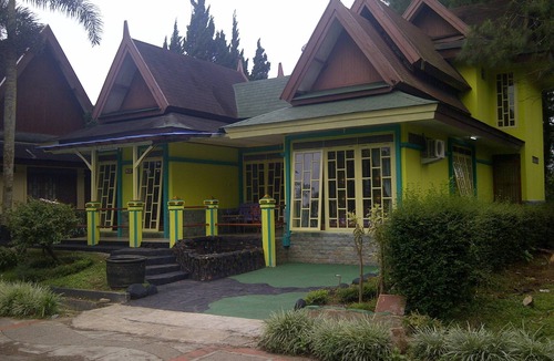 Cipanas Villa | Kota Bunga M