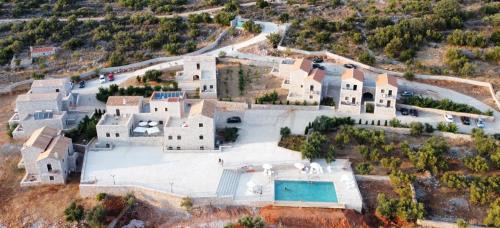 Omales Hotel | Koukouri Village
