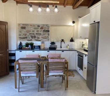 Pythagorion Apartment | Koumara Stone House