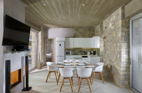 Kamilari Villa | Kouros Villa