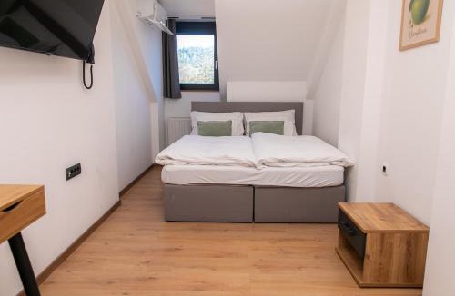 Cerklje ob Krki Hotel | Kozjanski dvor