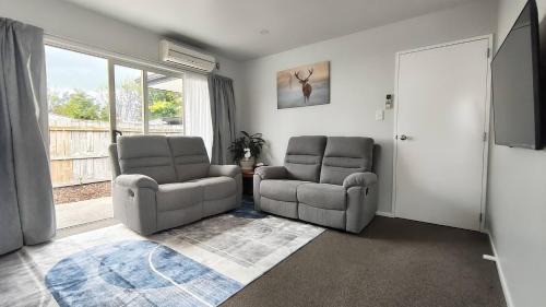 Frankton House | Kozy Kottage, Near Hospital & Perfect for Families