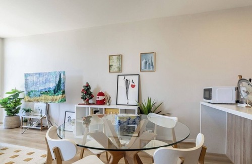 Zetland Apartment | KozyGuru | Zetland | Effortless Inner-City Living