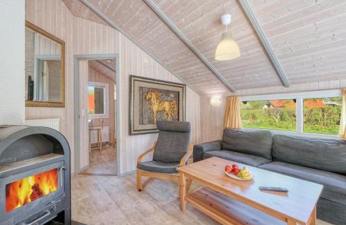 Gross Mohrdorf House | Kranich Ferienhäuser mit Innenpool