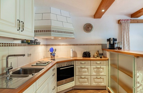 Grainau Apartment | Kraus Eibsee Apartment with Mountain View, Shared Terrace, and Wi-Fi