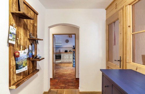 Grainau Apartment | Kraus Eibsee Apartment with Mountain View, Shared Terrace, and Wi-Fi
