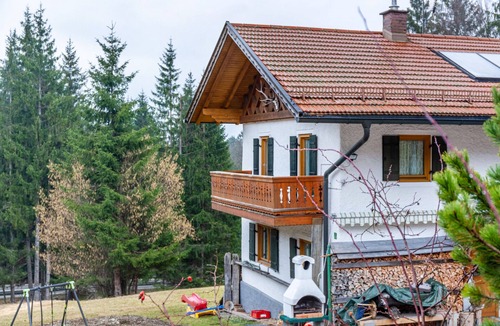 Grainau Apartment | Kraus Eibsee Apartment with Mountain View, Shared Terrace, and Wi-Fi