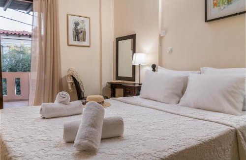 Pefkochori Apartment | Kripis Studio