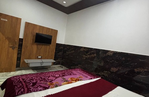 Vrindavan Hotel | KRISHNA HERITAGE