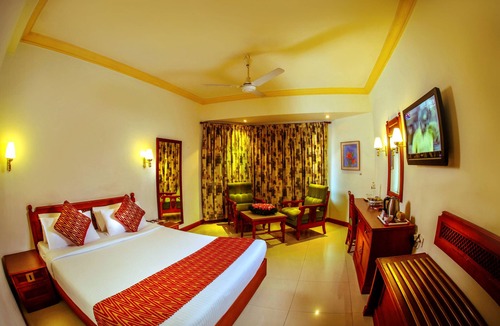 Kuppaayil Hotel | Krishna Inn