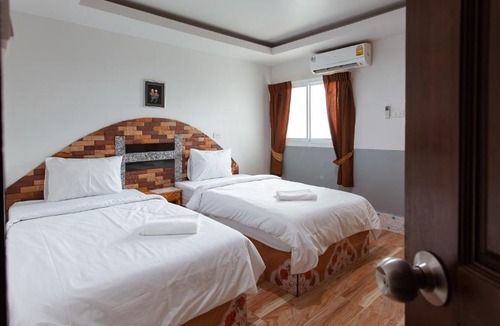 Trat Hotel | KritshanaJPR 3 K Hotel