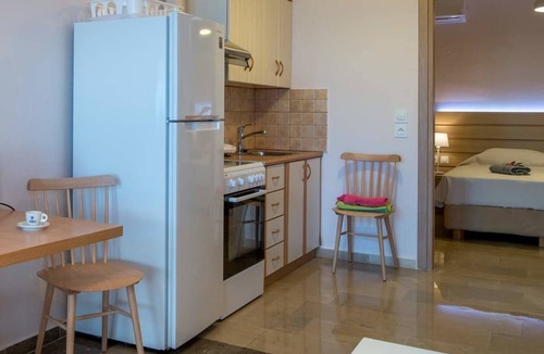 Katavolos House | Krouzeri Beach Apartments