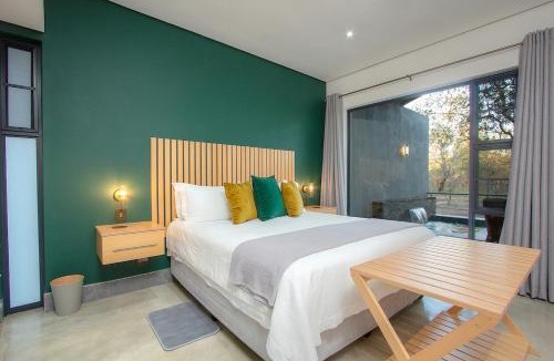 Marloth Park Villa | Kruger's Keep - Luxury Couples Haven